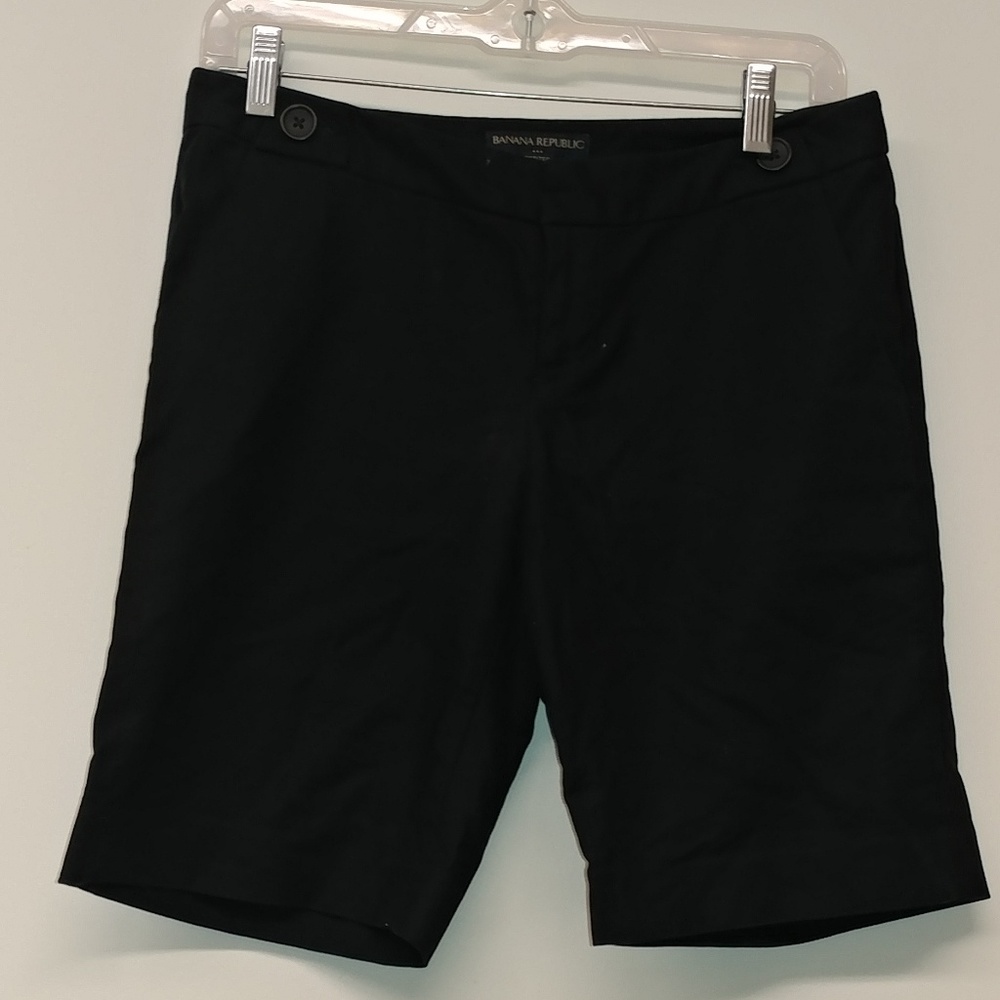 Banana Republic black shorts